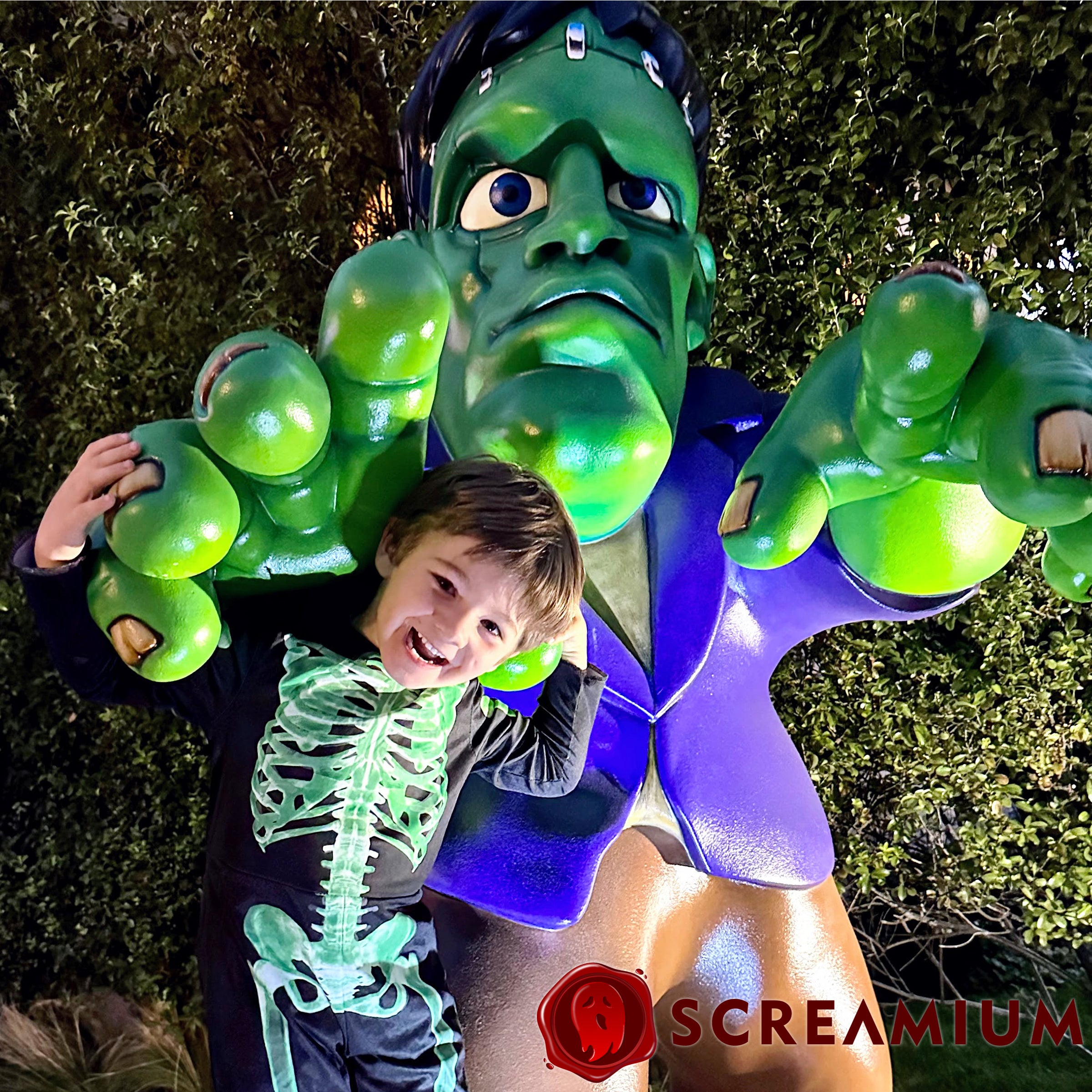 Giant Frankenstein Halloween Decoration : 6-Foot-Tall Selfie Station Statue Prop