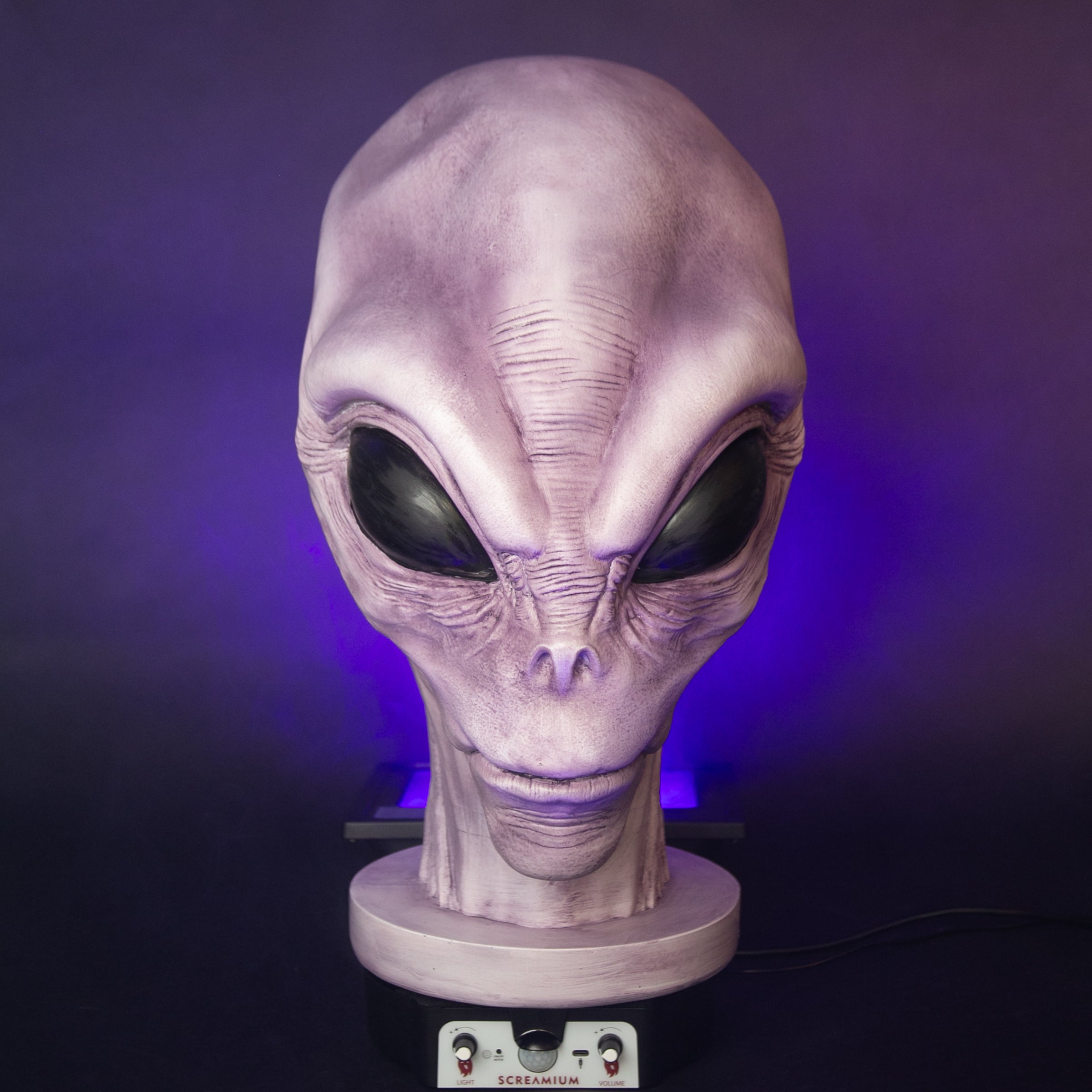 Giant Alien Monster Head Animatronic Lamp Prop 20-Inch-Tall Heavy Duty Polyresin Halloween Decoration