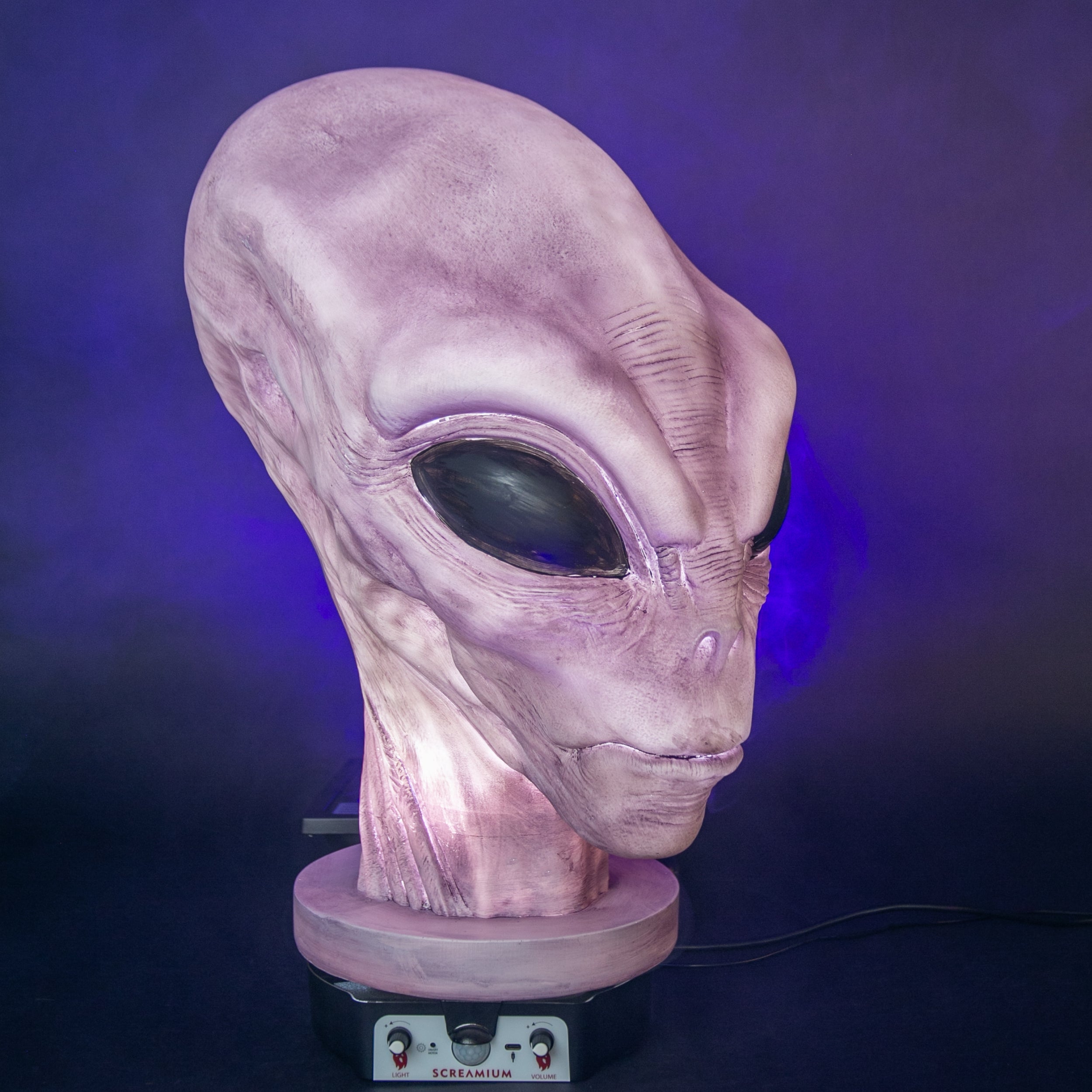 Giant Alien Monster Head Animatronic Lamp Prop 20-Inch-Tall Heavy Duty Polyresin Halloween Decoration