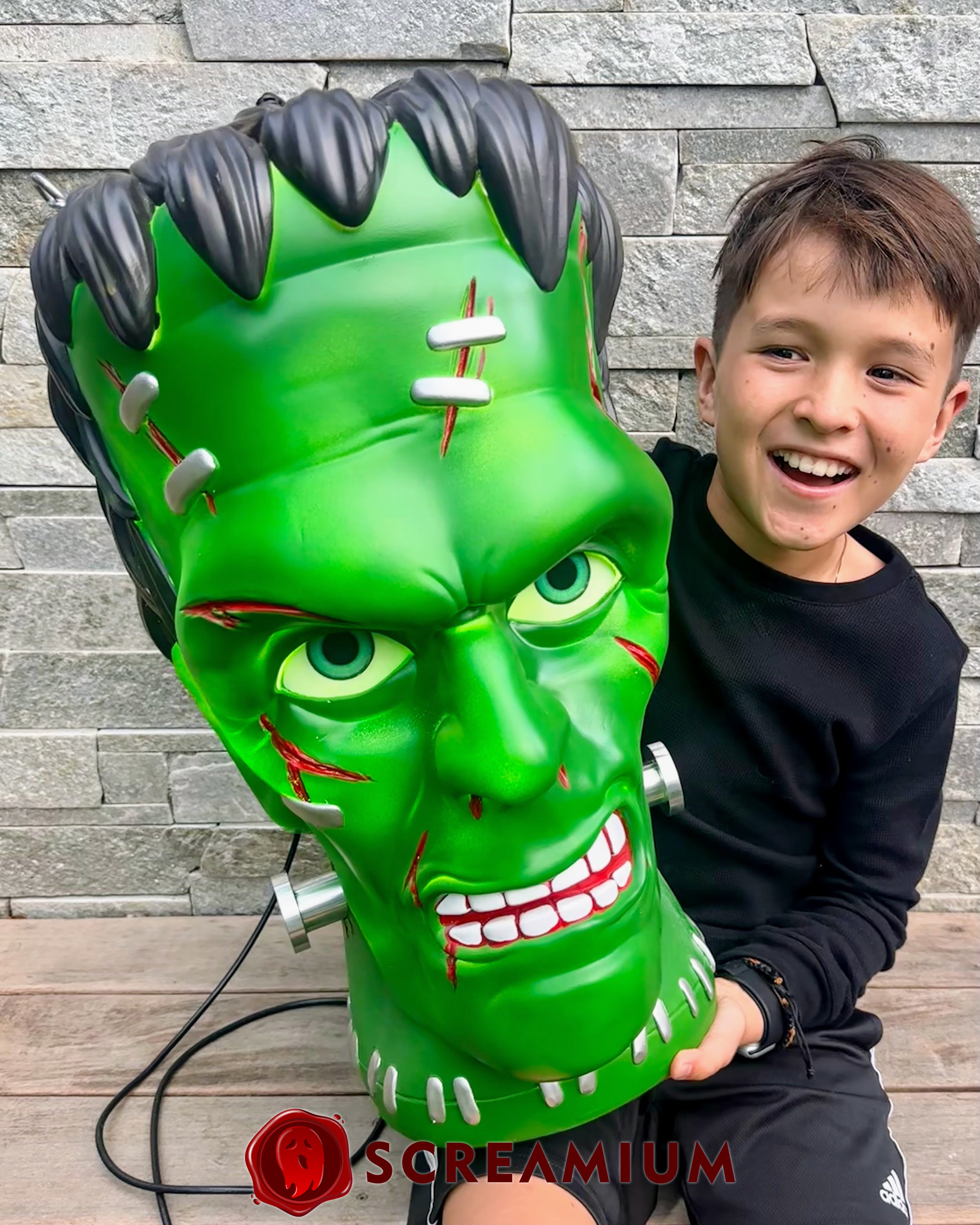 Giant Frankenstein Monster Pendant Lantern Prop 20-Inch-Tall Waterproof Outdoor Halloween Decoration