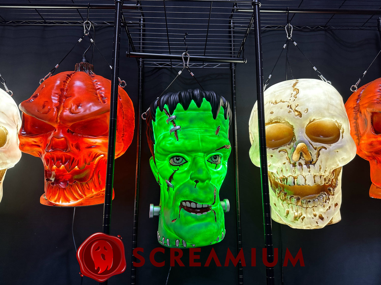 Giant Pumpkin Monster Pendant Lantern Prop 20-Inch-Tall Waterproof Outdoor Halloween Decoration