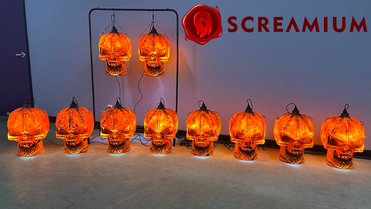 Giant Pumpkin Monster Pendant Lantern Prop 20-Inch-Tall Waterproof Outdoor Halloween Decoration