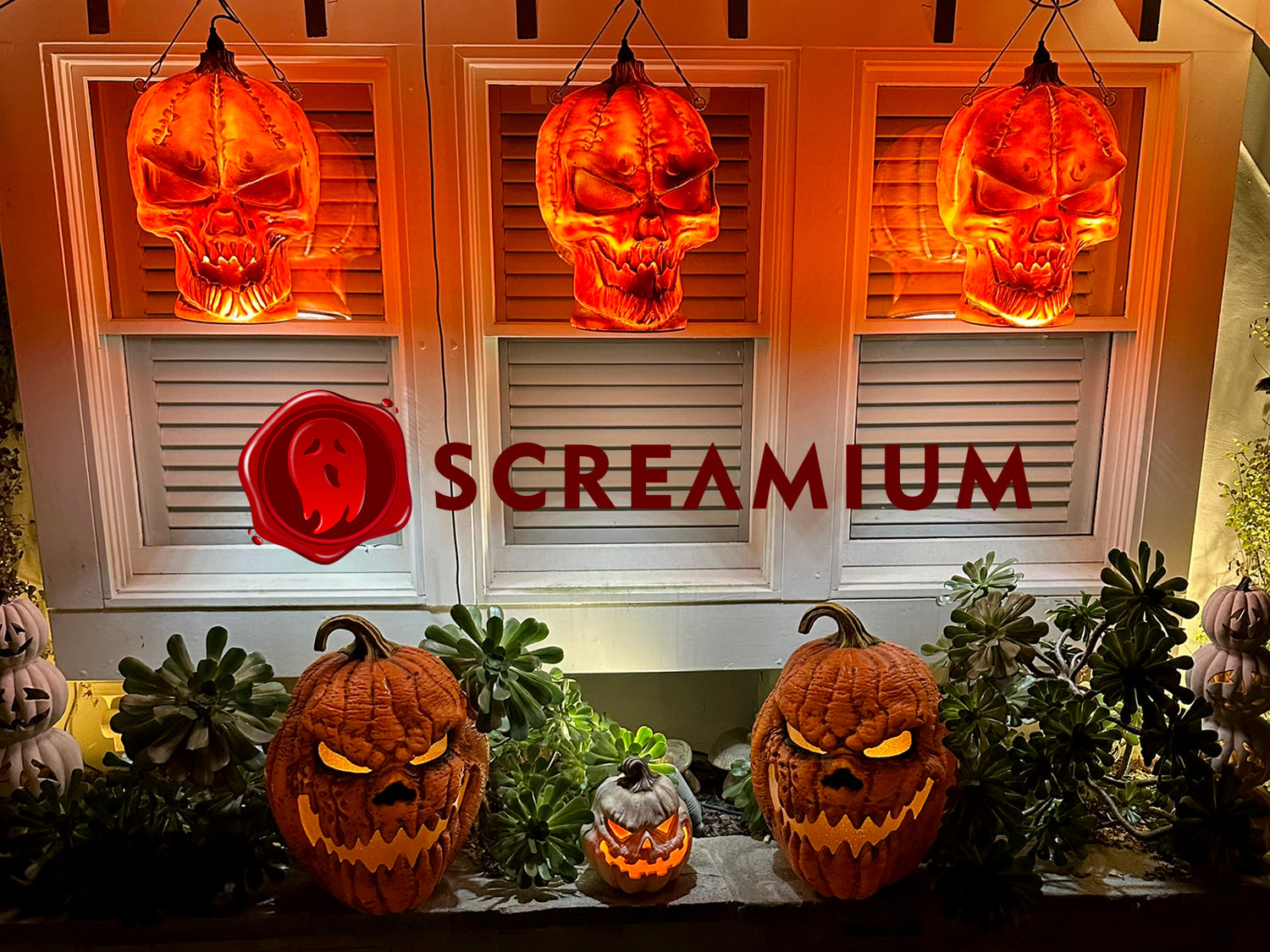 Giant Pumpkin Monster Pendant Lantern Prop 20-Inch-Tall Waterproof Outdoor Halloween Decoration