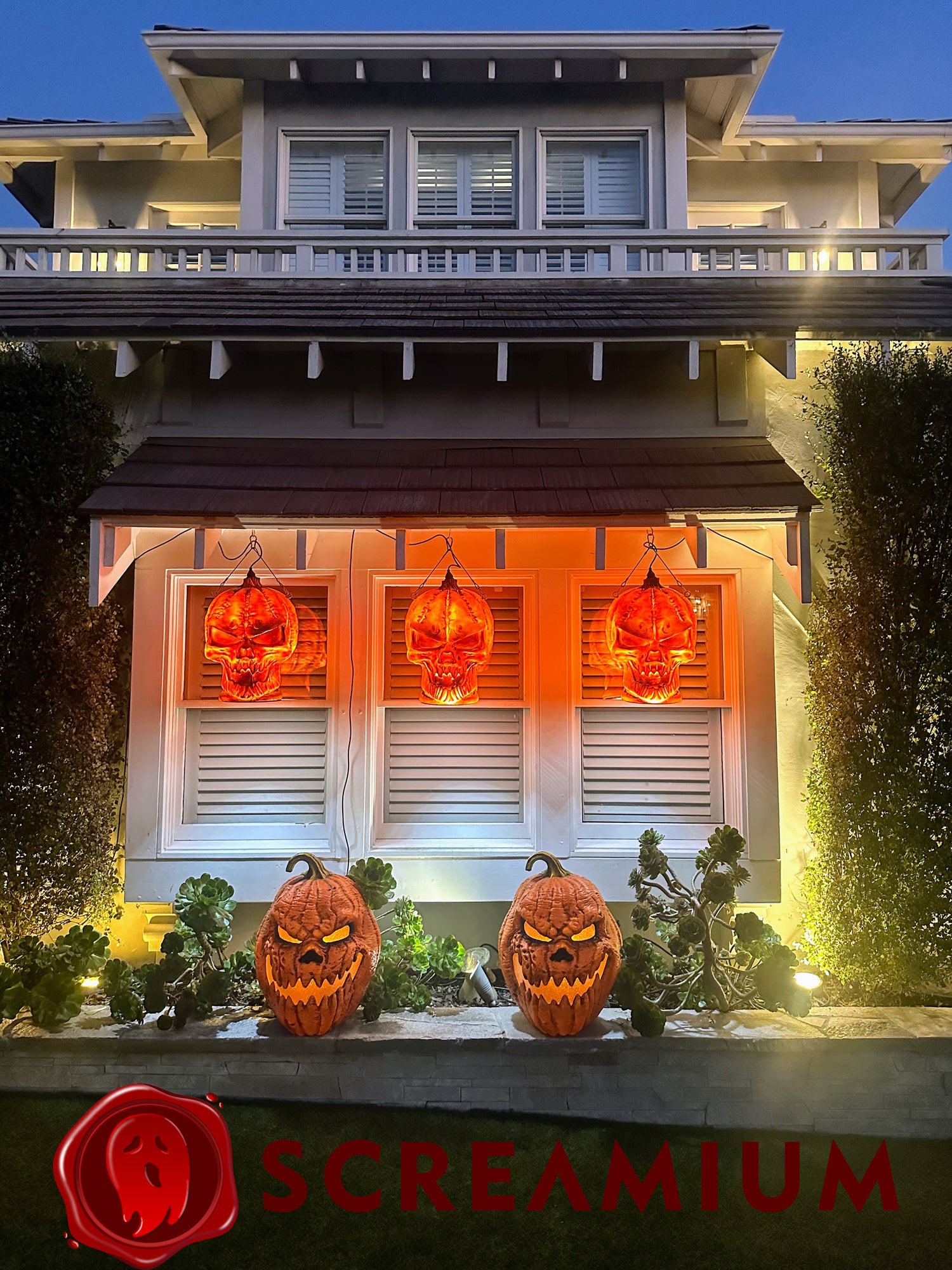 Giant Pumpkin Monster Pendant Lantern Prop 20-Inch-Tall Waterproof Outdoor Halloween Decoration