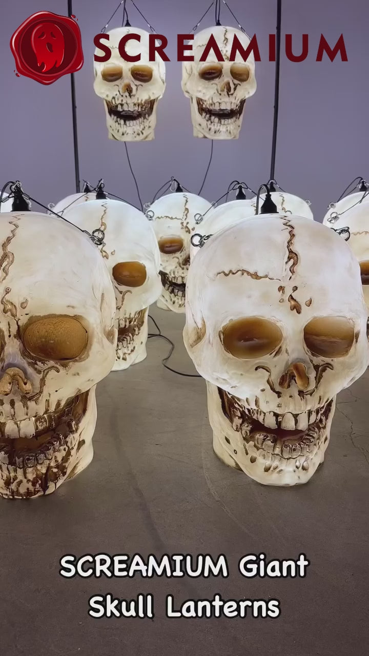 Giant Skull Pendant Lantern Prop 20-Inch-Tall Waterproof Outdoor Halloween Decoration