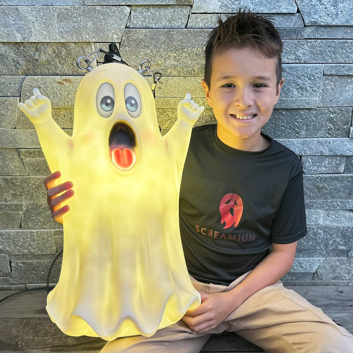 Friendly Ghost Pendant Lantern Prop 20-Inch-Tall Outdoor Halloween Decoration