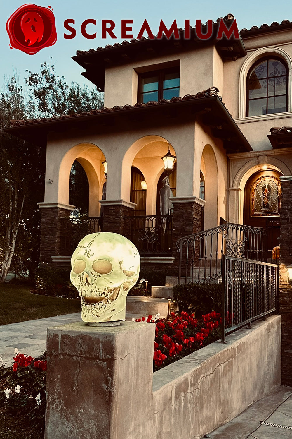 Giant Skeleton Head Translucent Polyresin Sculpture Outdoor Halloween Decoration