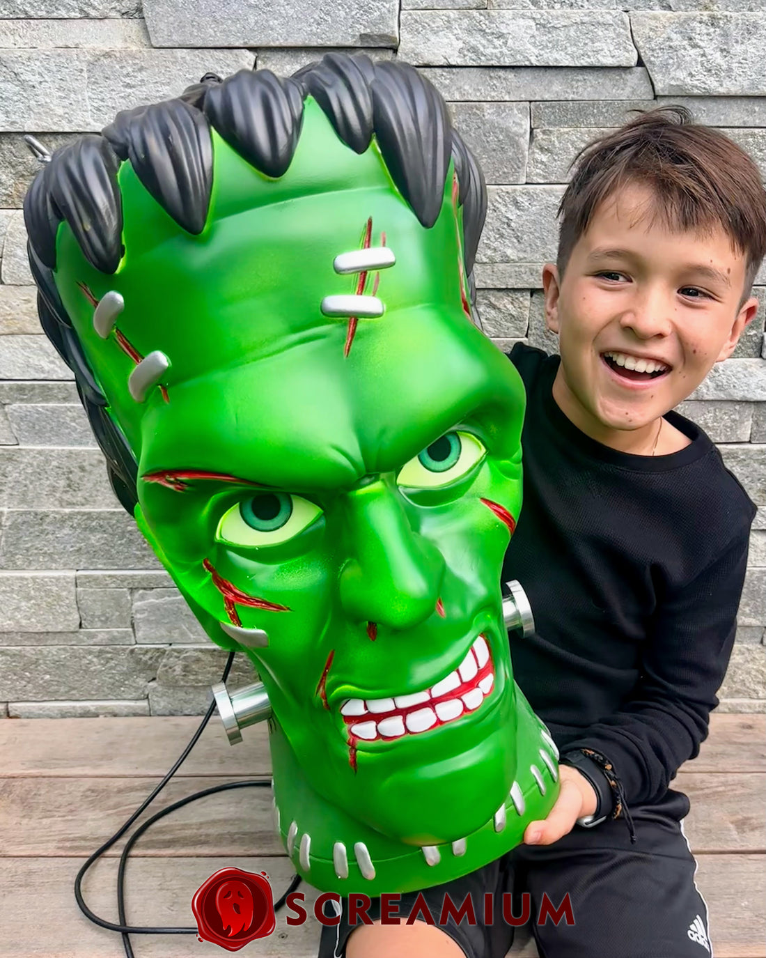 Giant Frankenstein Monster Pendant Lantern Prop 20-Inch-Tall Waterproof Outdoor Halloween Decoration