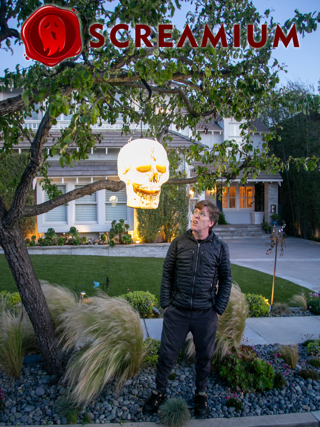Giant Skull Lantern Prop 20-Inch-Tall Lamp Halloween Decoration