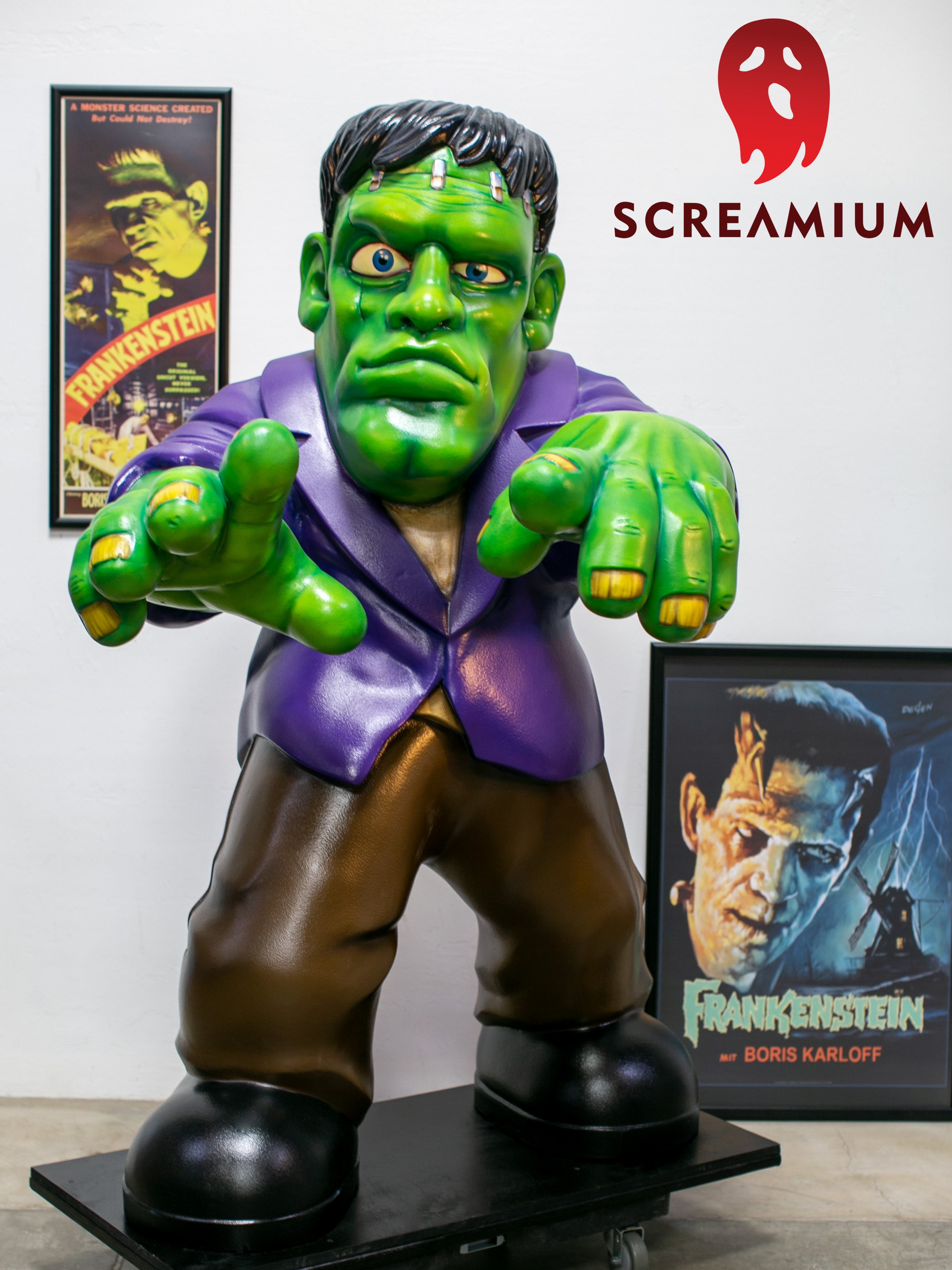 Giant Frankenstein Halloween Decoration : 6-Foot-Tall Selfie Station Statue Prop