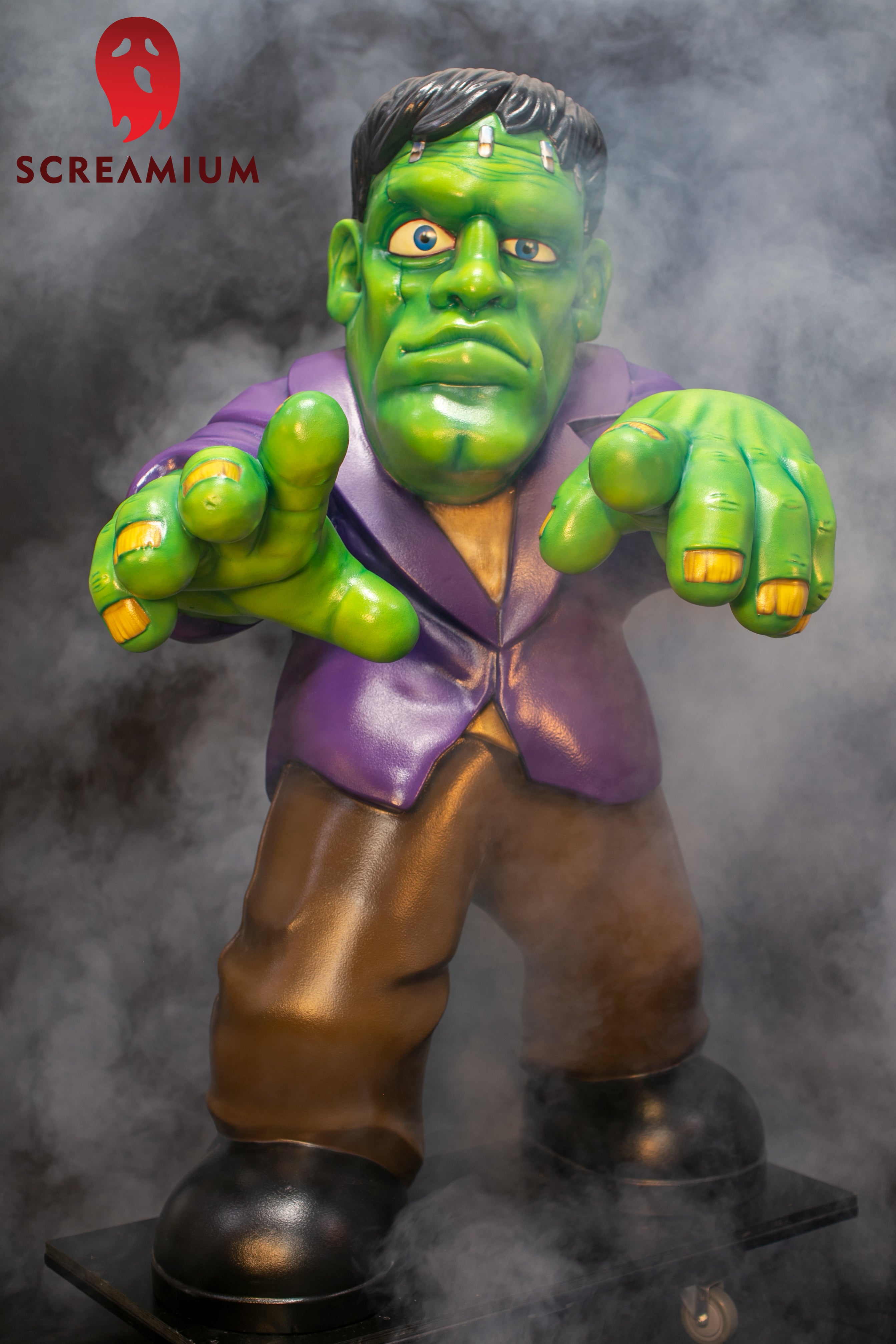 Giant Frankenstein Halloween Decoration : 6-Foot-Tall Selfie Station Statue Prop