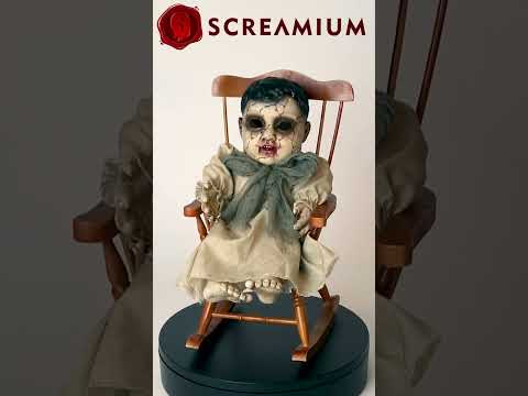 Cracked Face Creepy Doll with Sound : 14-Inch-Tall Halloween Decoration